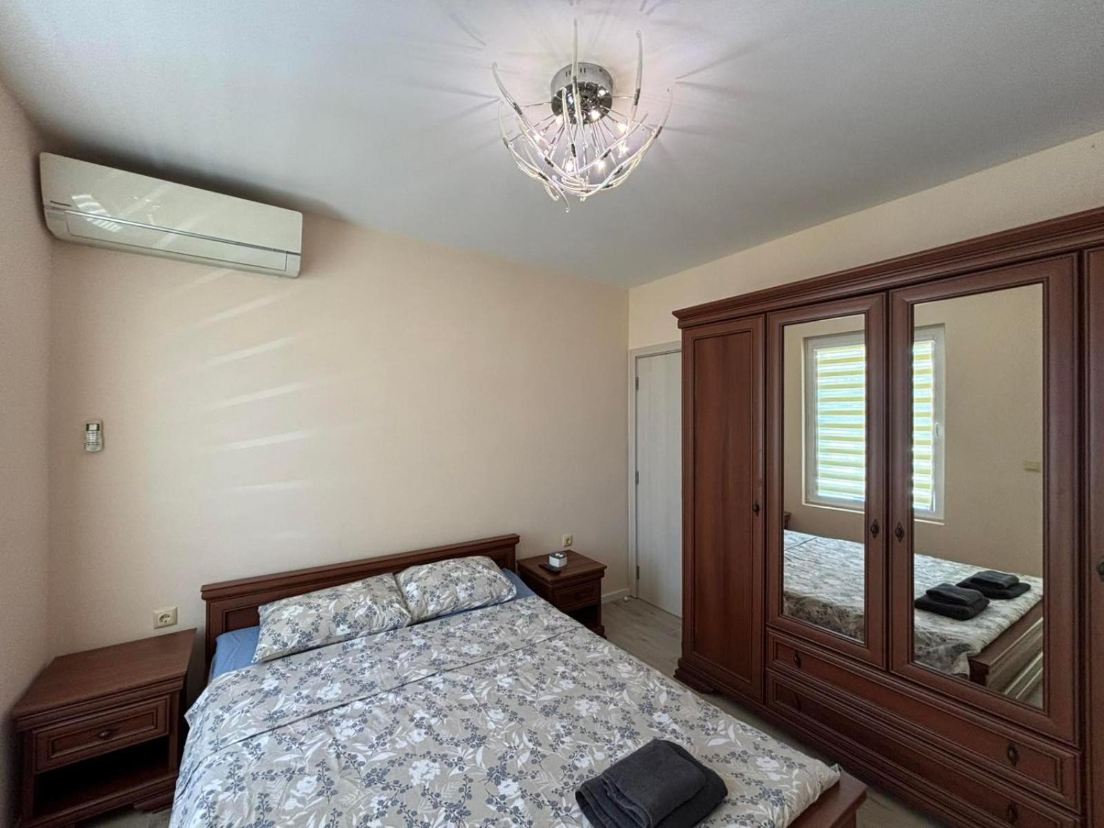 Grand Apartment Bogoridi - Top Center Near To Sea And Sea Garden Burgas Exterior photo